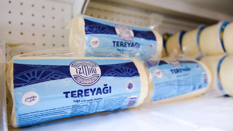 İzmirli Tereyağı raflarda yerini aldı